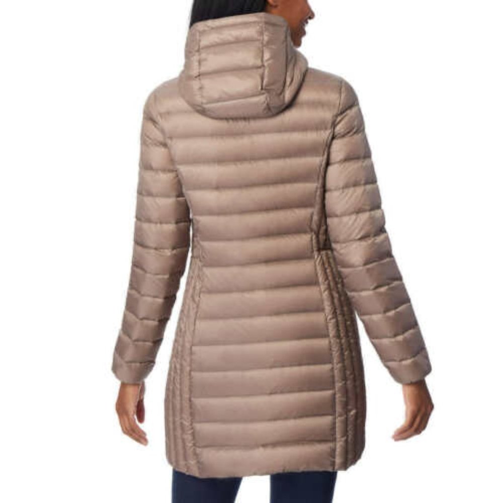 Adventure Women's Ultra Light Down Jacket - Picture 2 of 3